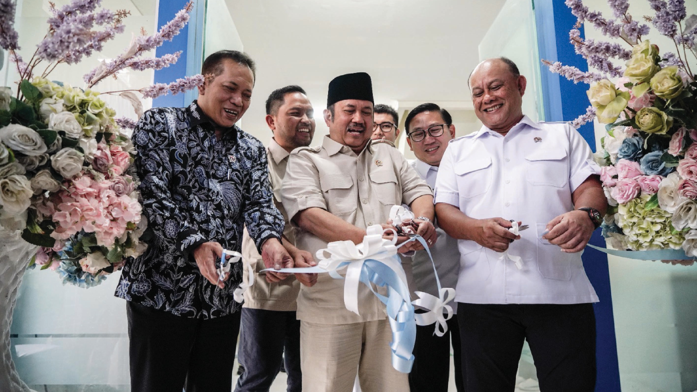 Susu Menu Favorit MBG! Kepala BGN Dharmasraya Launching Rumah Susu