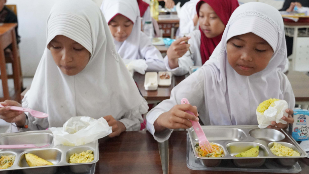 Klarifikasi BGN Dharmasraya Terkait Viral Menu MBG Berupa Bahan Mentah di Tangerang Selatan